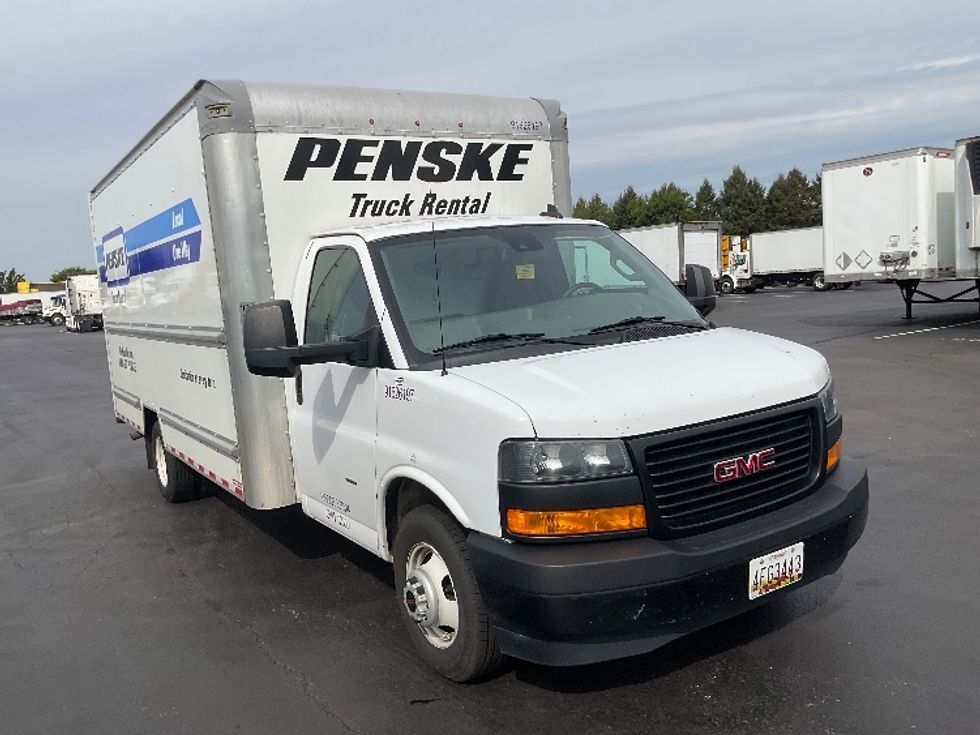Light Duty Box Truck-Light and Medium Duty Trucks-GMC-2022-Savana G33903-Lancaster-PA-144,859\n\t\tmiles-$ 23,750 - Image 1