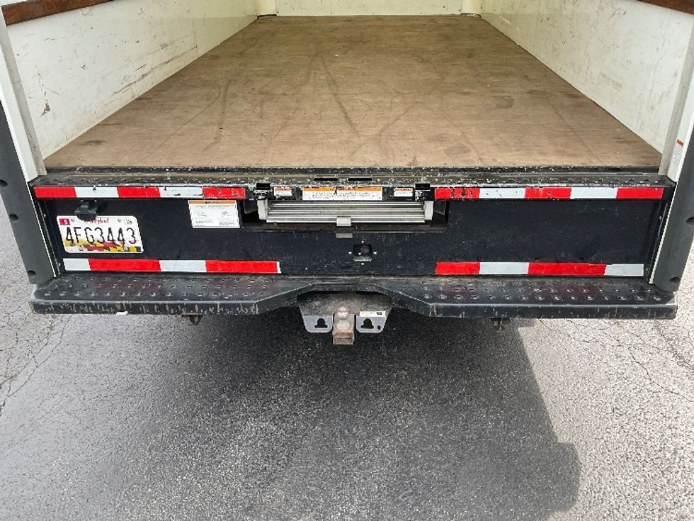 Light Duty Box Truck-Light and Medium Duty Trucks-GMC-2022-Savana G33903-Lancaster-PA-144,859\n\t\tmiles-$ 23,750 - Image 10