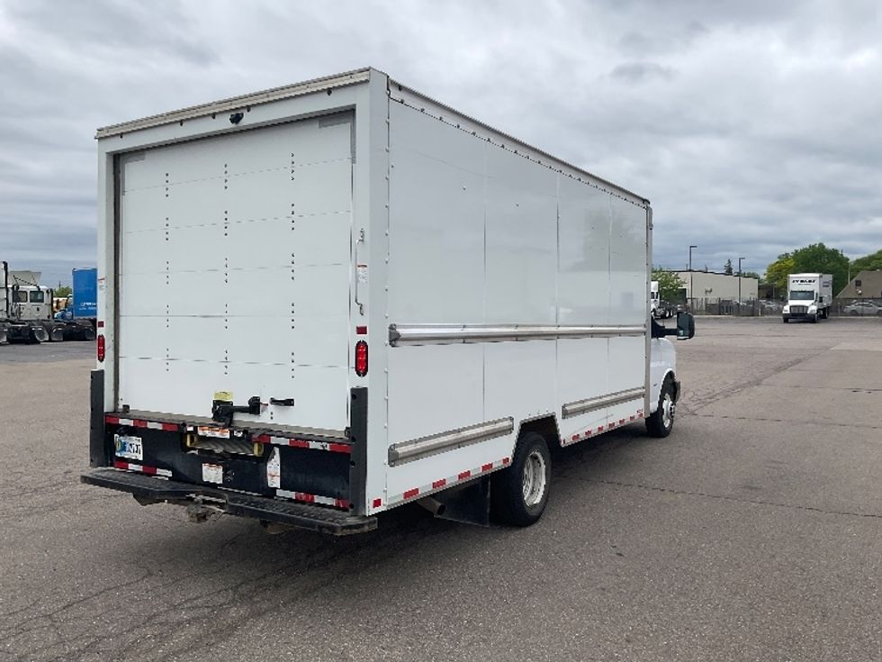 Light Duty Box Truck-Light and Medium Duty Trucks-GMC-2022-Savana G33903-Lansing-MI-163,274\n\t\tmiles-$ 20,750 - Image 13