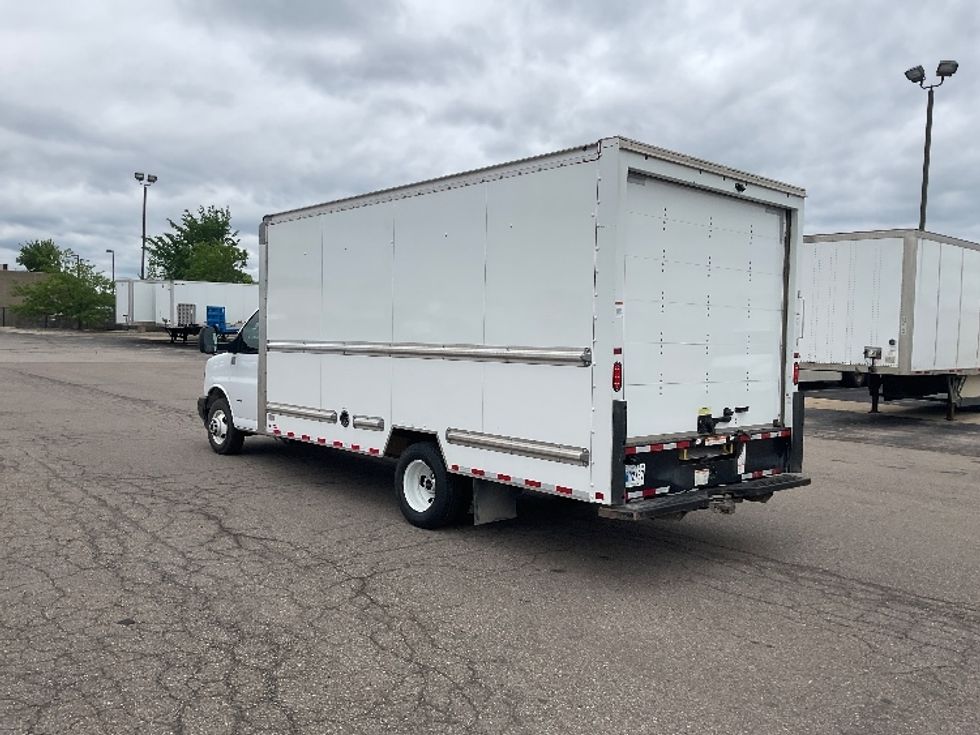 Light Duty Box Truck-Light and Medium Duty Trucks-GMC-2022-Savana G33903-Lansing-MI-163,274\n\t\tmiles-$ 20,750 - Image 6