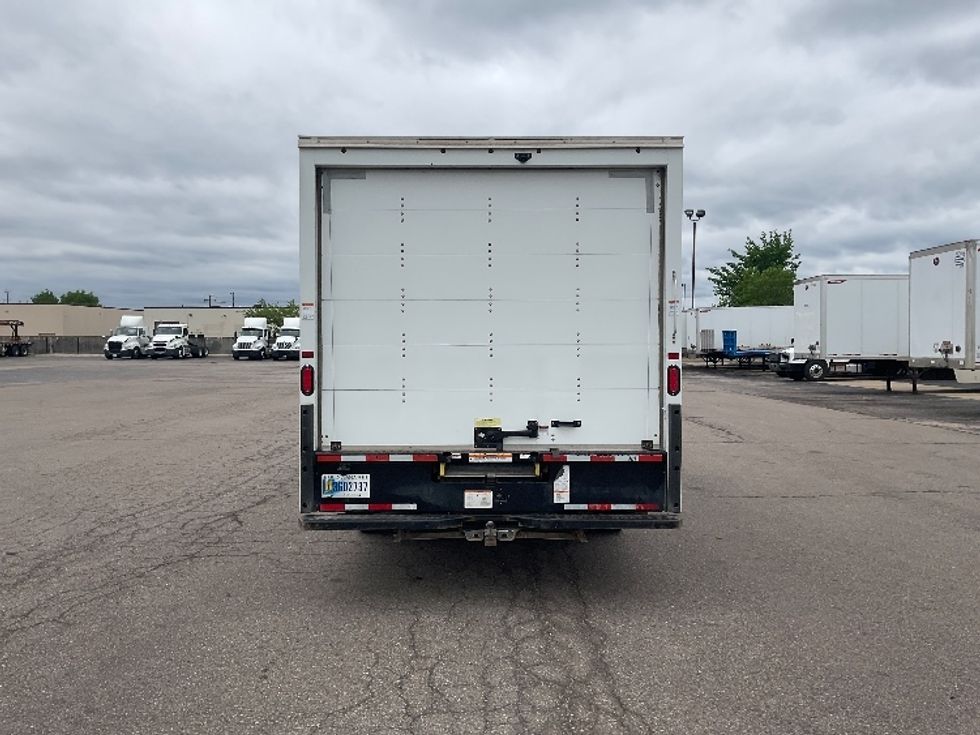 Light Duty Box Truck-Light and Medium Duty Trucks-GMC-2022-Savana G33903-Lansing-MI-163,274\n\t\tmiles-$ 20,750 - Image 7