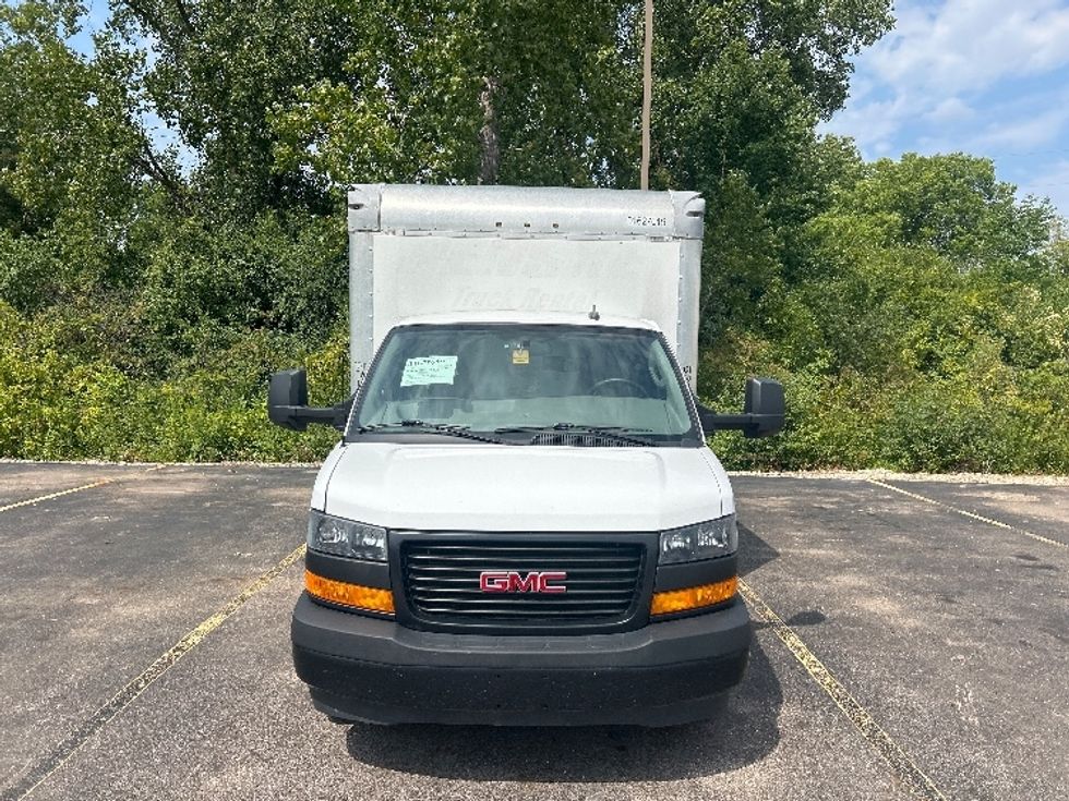 Light Duty Box Truck-Light and Medium Duty Trucks-GMC-2022-Savana G33903-Lansing-MI-54,426\n\t\tmiles-$ 36,500 - Image 2