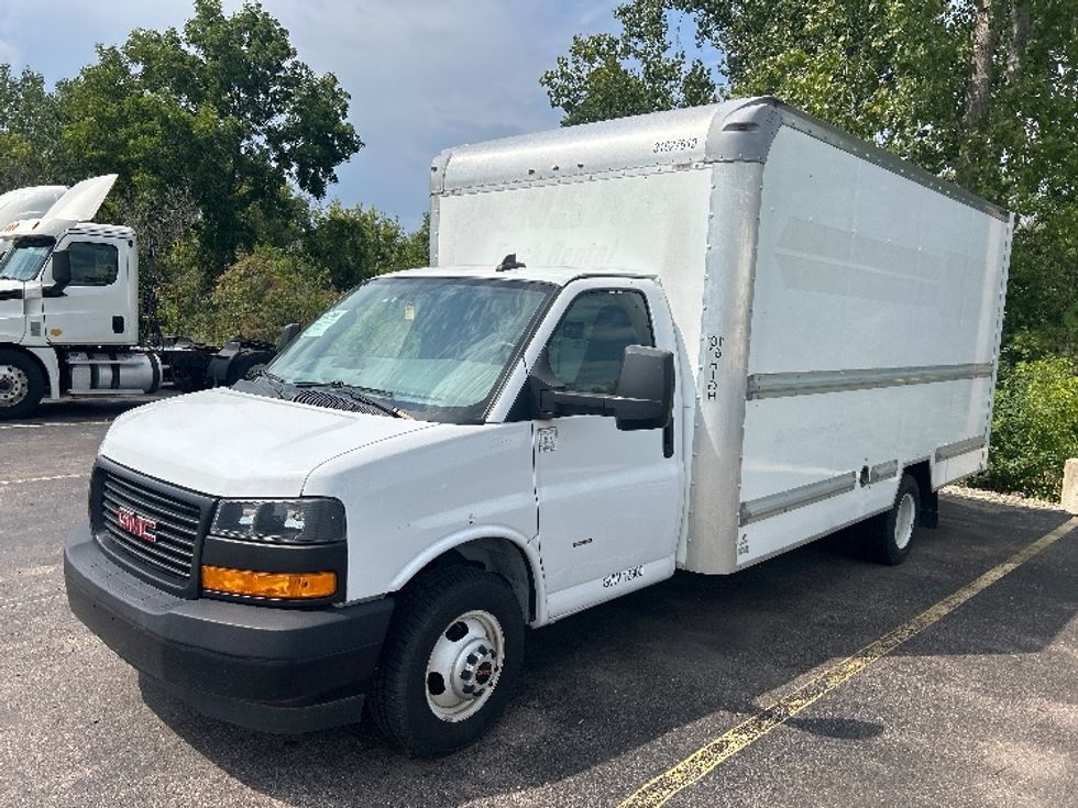 Light Duty Box Truck-Light and Medium Duty Trucks-GMC-2022-Savana G33903-Lansing-MI-54,426\n\t\tmiles-$ 36,500 - Image 3