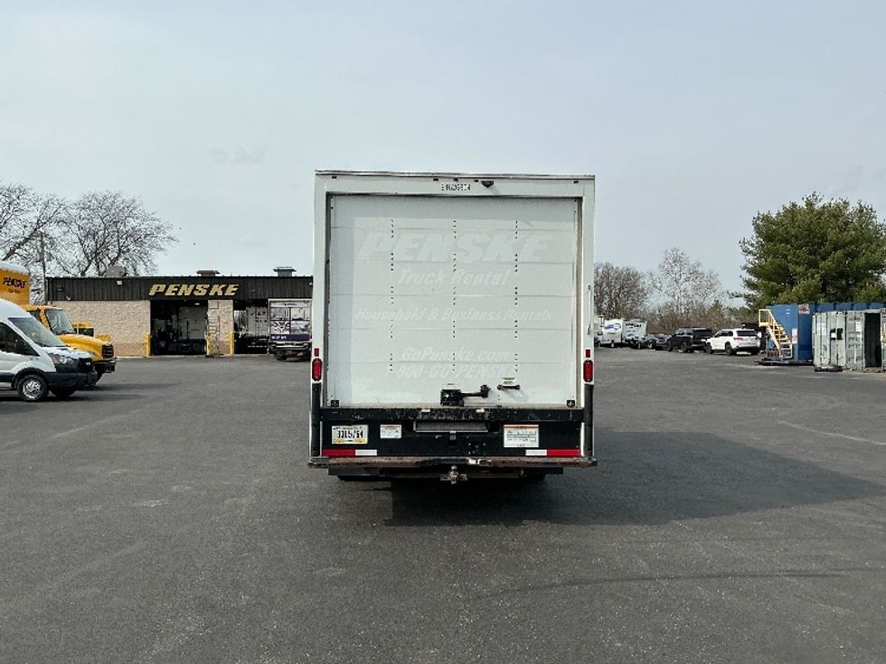Light Duty Box Truck-Light and Medium Duty Trucks-GMC-2022-Savana G33903-Lexington-KY-96,290\n\t\tmiles-$ 32,500 - Image 7