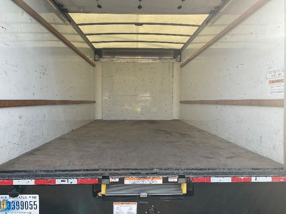 Light Duty Box Truck-Light and Medium Duty Trucks-GMC-2022-Savana G33903-Lexington-KY-96,891\n\t\tmiles-$ 28,000 - Image 8