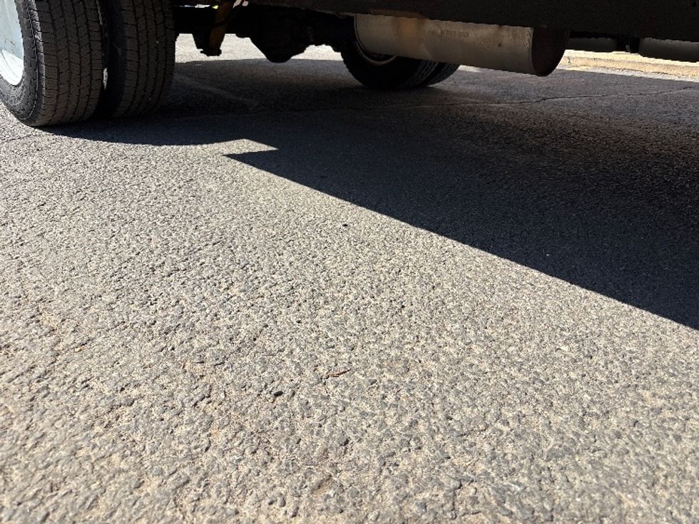Light Duty Box Truck-Light and Medium Duty Trucks-GMC-2022-Savana G33903-Linden-NJ-76,423\n\t\tmiles-$ 30,750 - Image 14