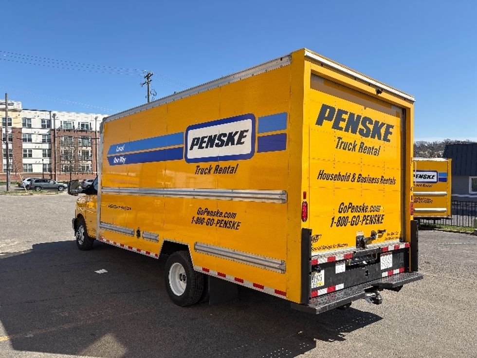 Light Duty Box Truck-Light and Medium Duty Trucks-GMC-2022-Savana G33903-Linden-NJ-76,423\n\t\tmiles-$ 30,750 - Image 6