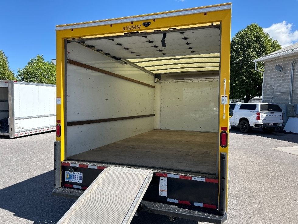 Light Duty Box Truck-Light and Medium Duty Trucks-GMC-2022-Savana G33903-Lindon-UT-103,568\n\t\tmiles-$ 26,750 - Image 11
