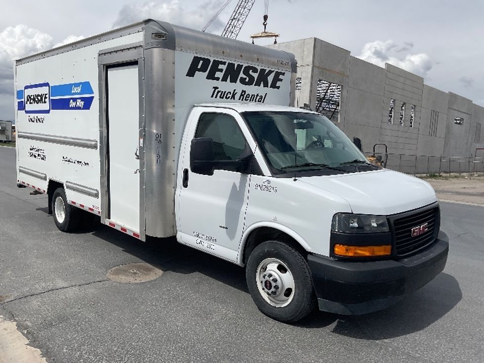 Light Duty Box Truck-Light and Medium Duty Trucks-GMC-2022-Savana G33903-Lindon-UT-24,660\n\t\tmiles-$ 48,750 - Image 1