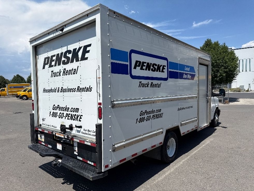 Light Duty Box Truck-Light and Medium Duty Trucks-GMC-2022-Savana G33903-Lindon-UT-73,201\n\t\tmiles-$ 37,500 - Image 13
