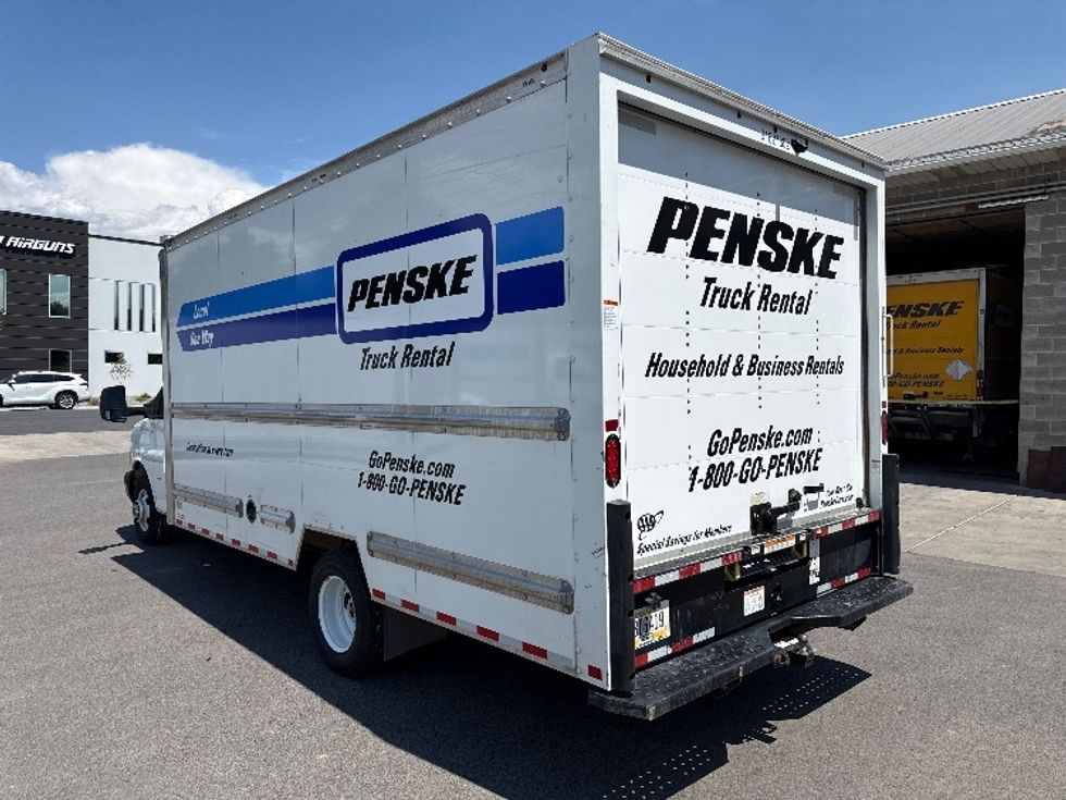 Light Duty Box Truck-Light and Medium Duty Trucks-GMC-2022-Savana G33903-Lindon-UT-73,201\n\t\tmiles-$ 37,500 - Image 6