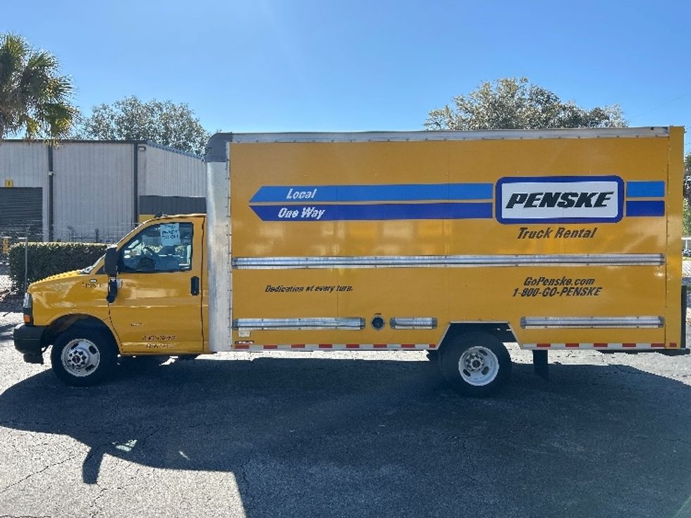 Light Duty Box Truck-Light and Medium Duty Trucks-GMC-2022-Savana G33903-Lithia Springs-GA-129,176\n\t\tmiles-$ 24,750 - Image 4