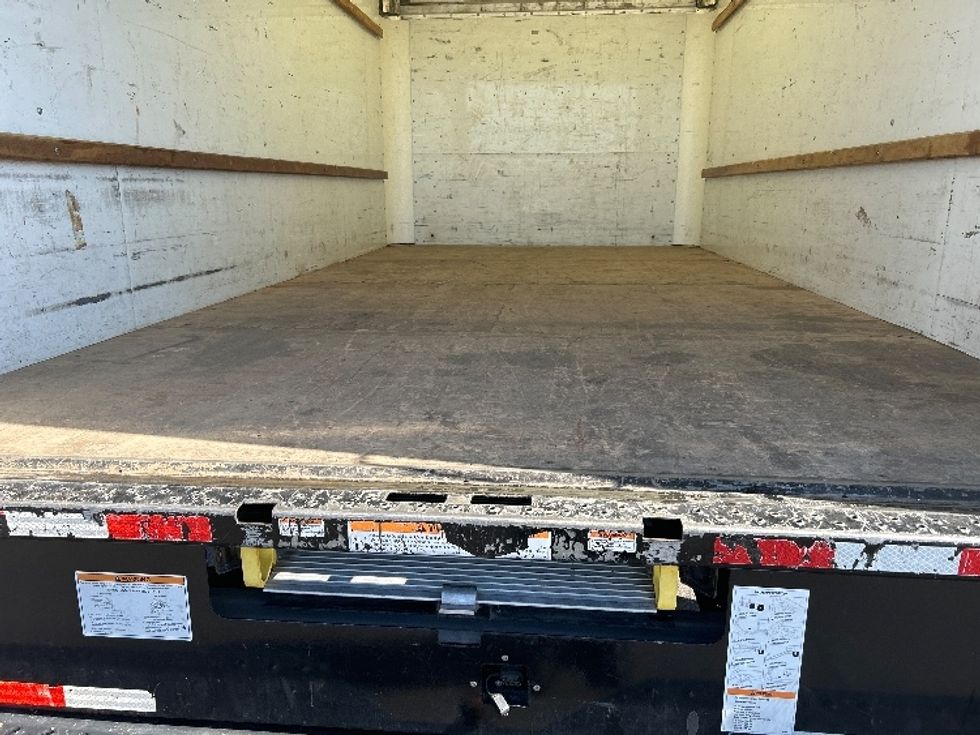 Light Duty Box Truck-Light and Medium Duty Trucks-GMC-2022-Savana G33903-Little Rock-AR-104,761\n\t\tmiles-$ 29,000 - Image 10