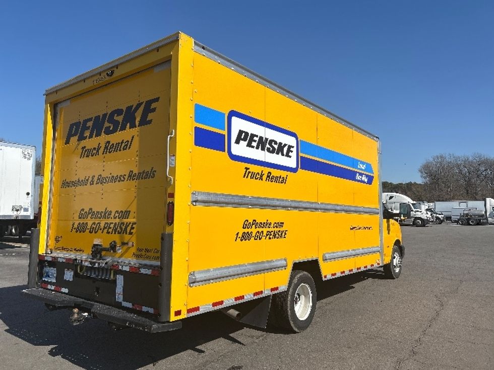 Light Duty Box Truck-Light and Medium Duty Trucks-GMC-2022-Savana G33903-Little Rock-AR-104,761\n\t\tmiles-$ 29,000 - Image 13