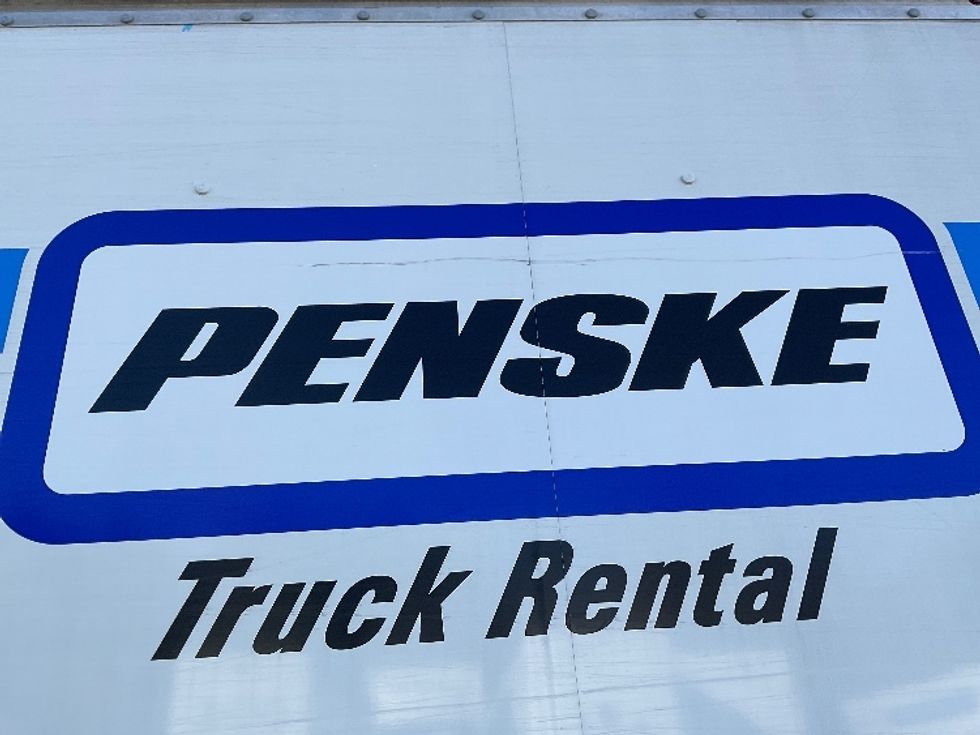 Light Duty Box Truck-Light and Medium Duty Trucks-GMC-2022-Savana G33903-Little Rock-AR-57,344\n\t\tmiles-$ 42,000 - Image 23