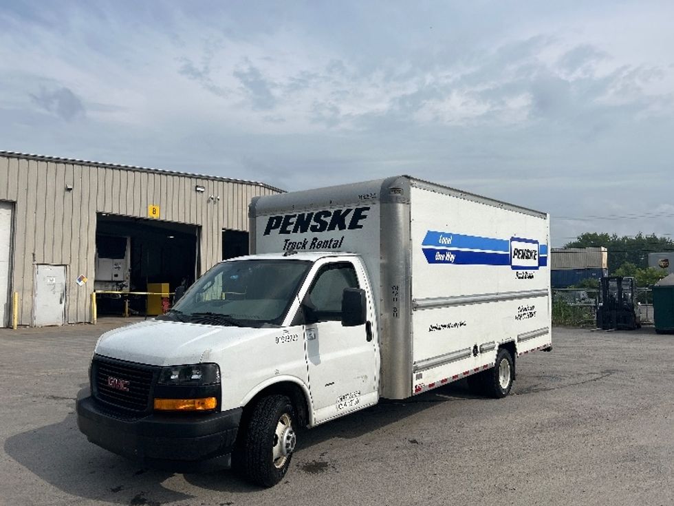 Light Duty Box Truck-Light and Medium Duty Trucks-GMC-2022-Savana G33903-Liverpool-NY-104,021\n\t\tmiles-$ 31,750 - Image 1