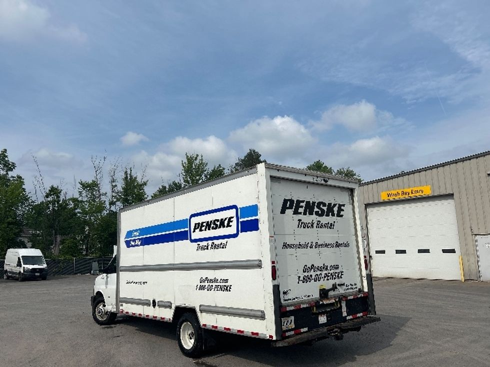 Light Duty Box Truck-Light and Medium Duty Trucks-GMC-2022-Savana G33903-Liverpool-NY-104,021\n\t\tmiles-$ 31,750 - Image 5