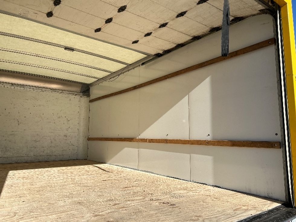 Light Duty Box Truck-Light and Medium Duty Trucks-GMC-2022-Savana G33903-Londonderry-NH-103,969\n\t\tmiles-$ 26,250 - Image 11