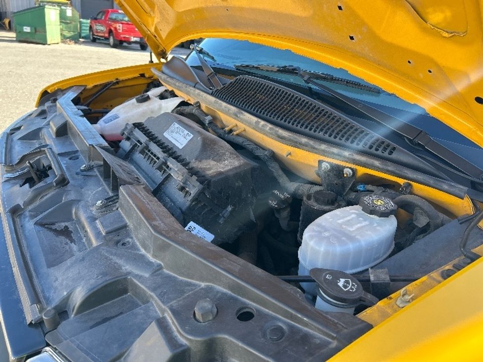 Light Duty Box Truck-Light and Medium Duty Trucks-GMC-2022-Savana G33903-Londonderry-NH-103,969\n\t\tmiles-$ 26,250 - Image 23