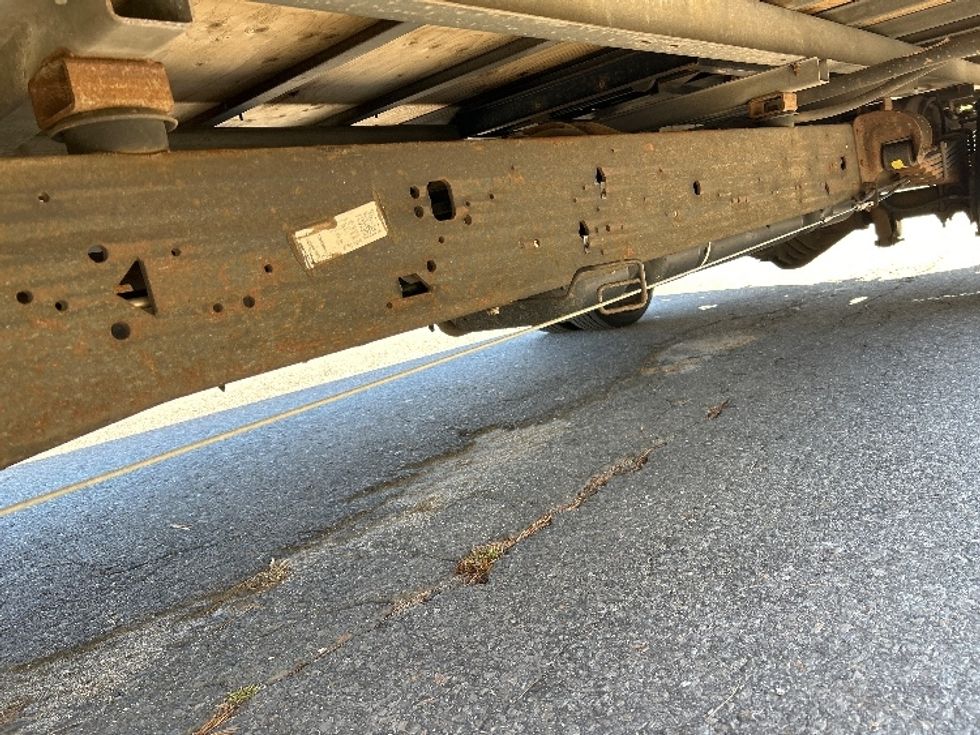 Light Duty Box Truck-Light and Medium Duty Trucks-GMC-2022-Savana G33903-Londonderry-NH-103,969\n\t\tmiles-$ 26,250 - Image 5