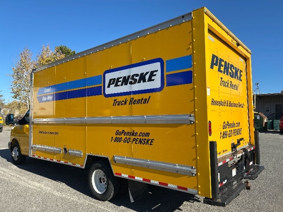 Light Duty Box Truck-Light and Medium Duty Trucks-GMC-2022-Savana G33903-Londonderry-NH-103,969\n\t\tmiles-$ 26,250 - Image 6