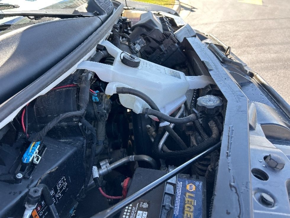 Light Duty Box Truck-Light and Medium Duty Trucks-GMC-2022-Savana G33903-Lowell-AR-109,257\n\t\tmiles-$ 30,000 - Image 20