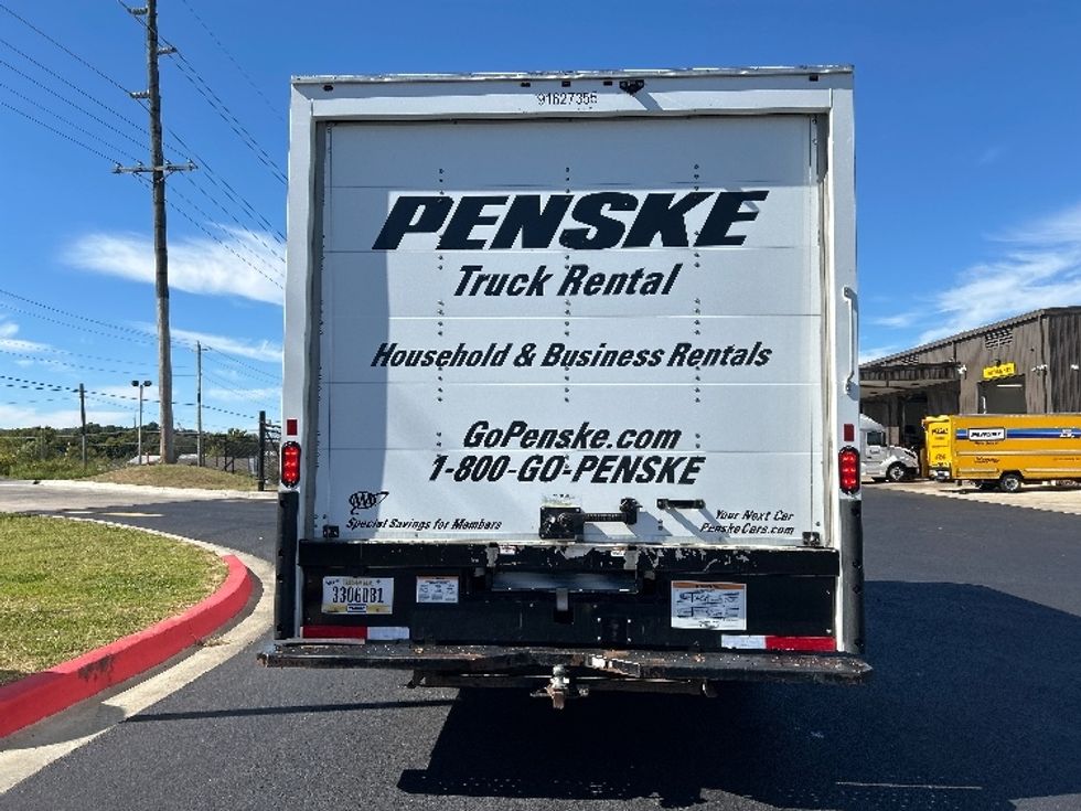 Light Duty Box Truck-Light and Medium Duty Trucks-GMC-2022-Savana G33903-Lowell-AR-109,257\n\t\tmiles-$ 30,000 - Image 6