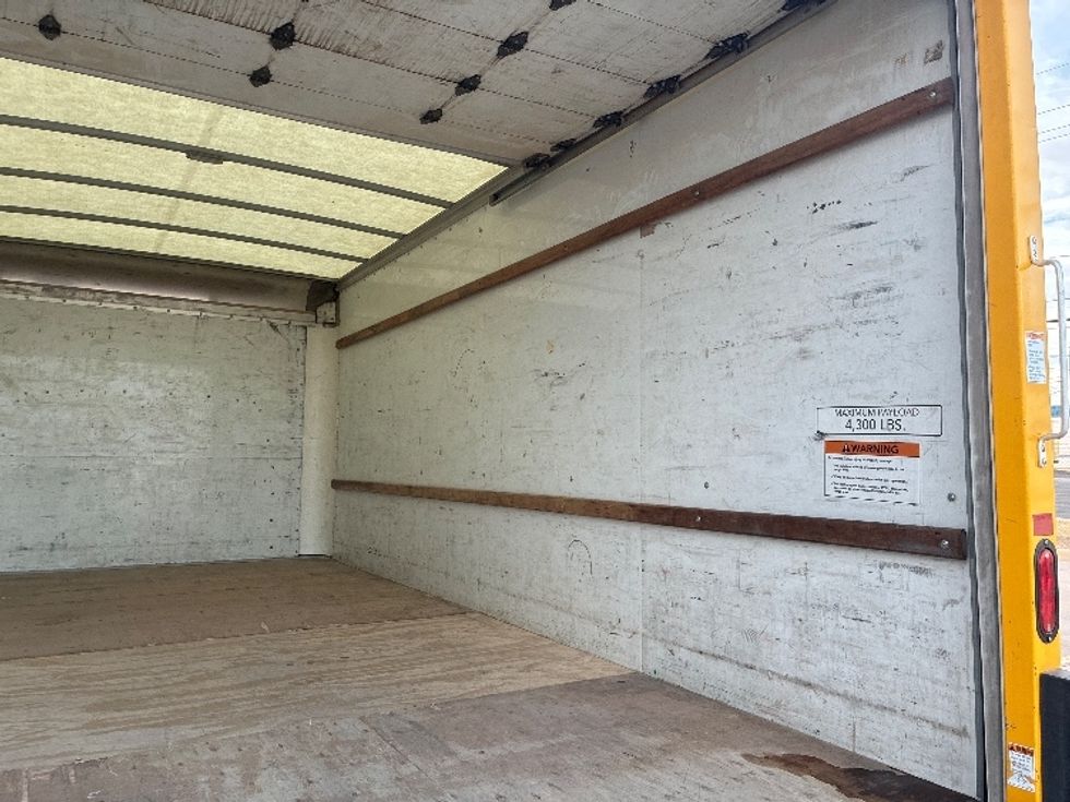 Light Duty Box Truck-Light and Medium Duty Trucks-GMC-2022-Savana G33903-Lubbock-TX-113,302\n\t\tmiles-$ 26,250 - Image 12