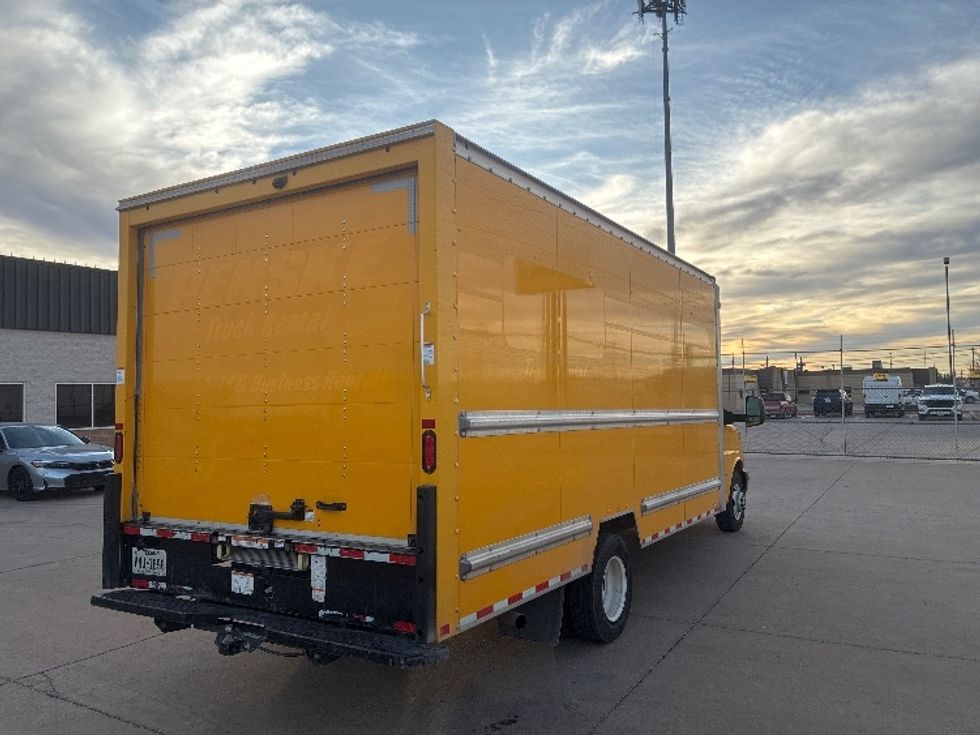 Light Duty Box Truck-Light and Medium Duty Trucks-GMC-2022-Savana G33903-Lubbock-TX-113,302\n\t\tmiles-$ 26,250 - Image 13