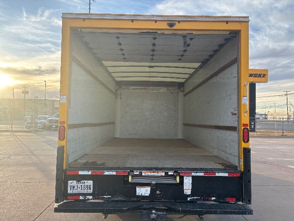 Light Duty Box Truck-Light and Medium Duty Trucks-GMC-2022-Savana G33903-Lubbock-TX-113,302\n\t\tmiles-$ 26,250 - Image 8