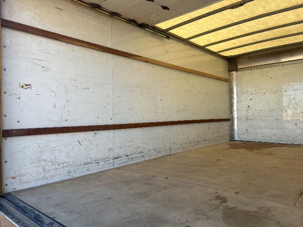 Light Duty Box Truck-Light and Medium Duty Trucks-GMC-2022-Savana G33903-Lubbock-TX-141,232\n\t\tmiles-$ 21,500 - Image 11