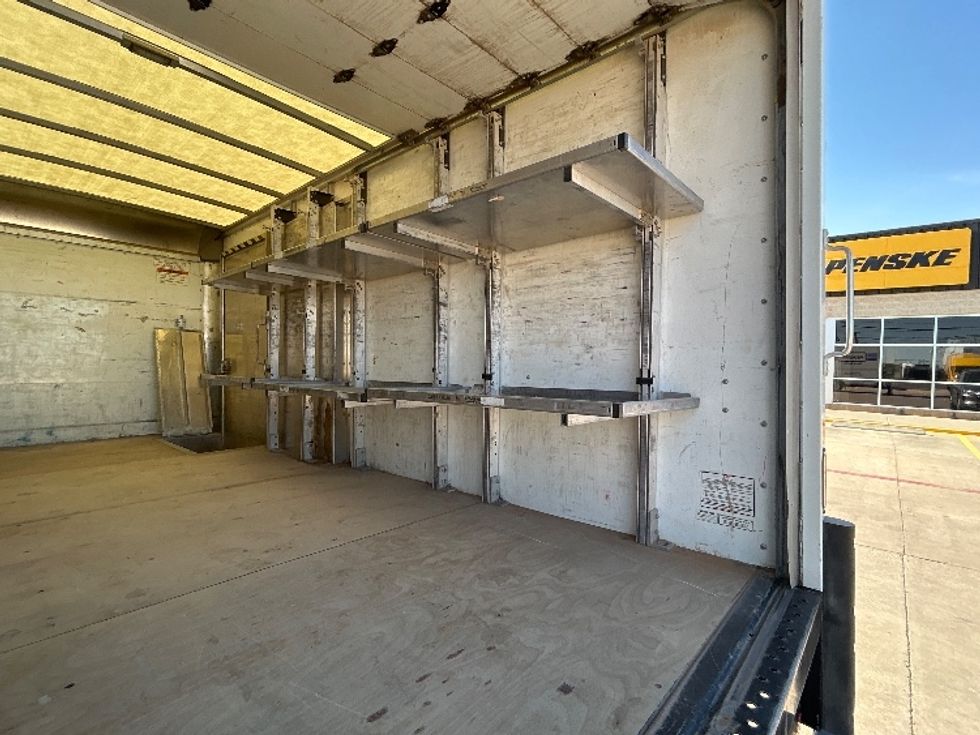 Light Duty Box Truck-Light and Medium Duty Trucks-GMC-2022-Savana G33903-Lubbock-TX-84,594\n\t\tmiles-$ 36,250 - Image 12
