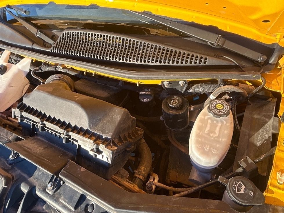 Light Duty Box Truck-Light and Medium Duty Trucks-GMC-2022-Savana G33903-Lubbock-TX-89,409\n\t\tmiles-$ 29,500 - Image 24