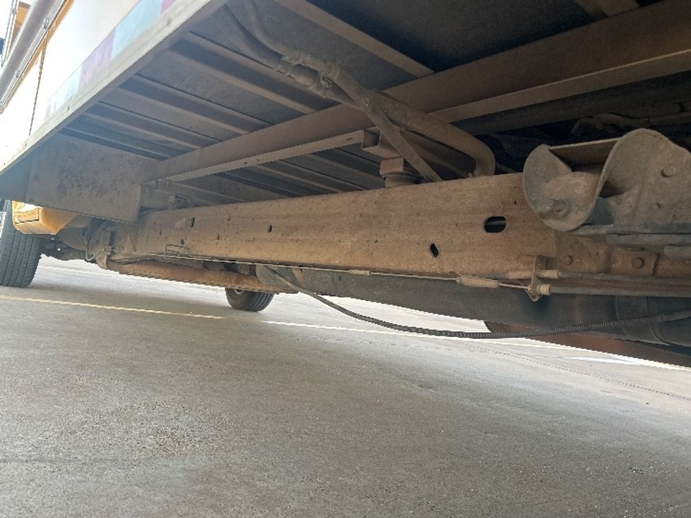 Light Duty Box Truck-Light and Medium Duty Trucks-GMC-2022-Savana G33903-Lubbock-TX-89,409\n\t\tmiles-$ 29,500 - Image 5