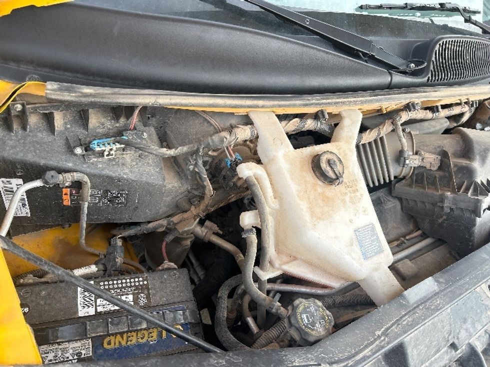 Light Duty Box Truck-Light and Medium Duty Trucks-GMC-2022-Savana G33903-Lubbock-TX-91,667\n\t\tmiles-$ 29,250 - Image 23