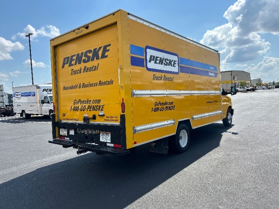 Light Duty Box Truck-Light and Medium Duty Trucks-GMC-2022-Savana G33903-Madison-AL-118,100\n\t\tmiles-$ 25,750 - Image 13