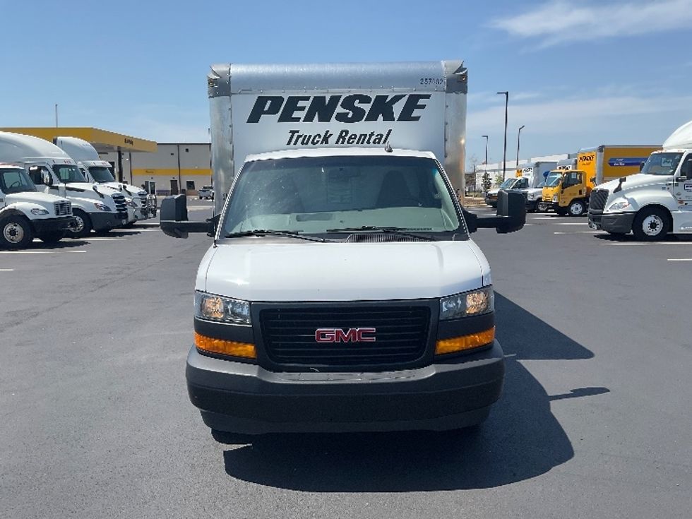Light Duty Box Truck-Light and Medium Duty Trucks-GMC-2022-Savana G33903-Madison-AL-33,503\n\t\tmiles-$ 44,250 - Image 2