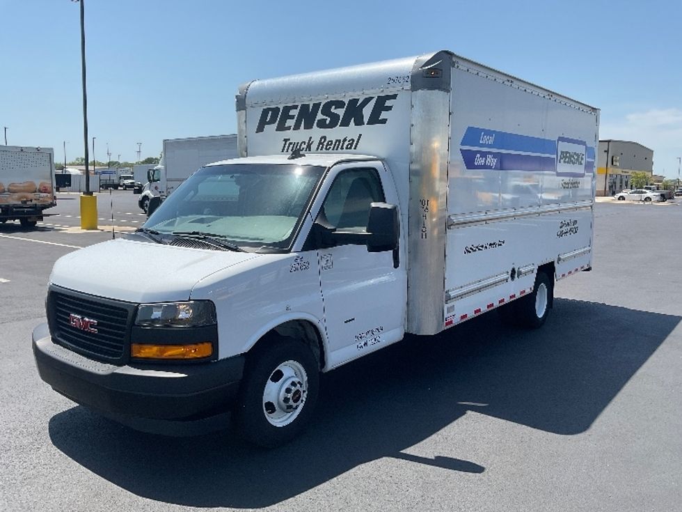 Light Duty Box Truck-Light and Medium Duty Trucks-GMC-2022-Savana G33903-Madison-AL-33,503\n\t\tmiles-$ 44,250 - Image 3