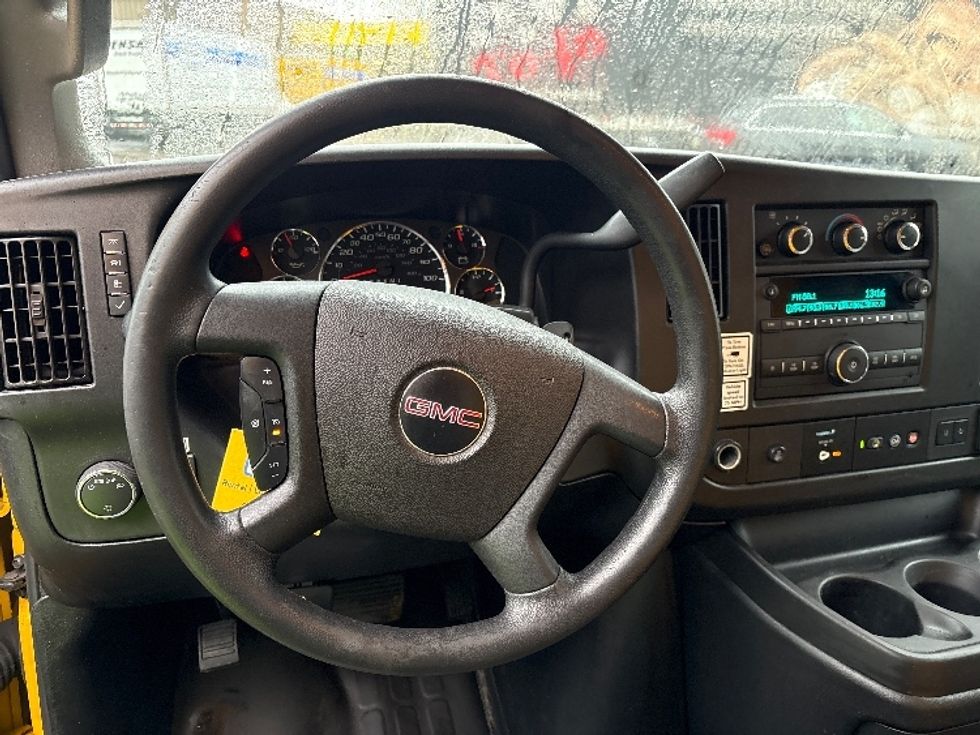 Light Duty Box Truck-Light and Medium Duty Trucks-GMC-2022-Savana G33903-Mebane-NC-131,832\n\t\tmiles-$ 24,500 - Image 18