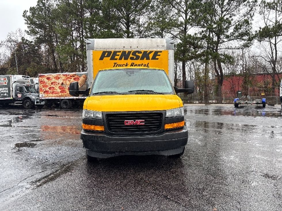 Light Duty Box Truck-Light and Medium Duty Trucks-GMC-2022-Savana G33903-Mebane-NC-131,832\n\t\tmiles-$ 24,500 - Image 2