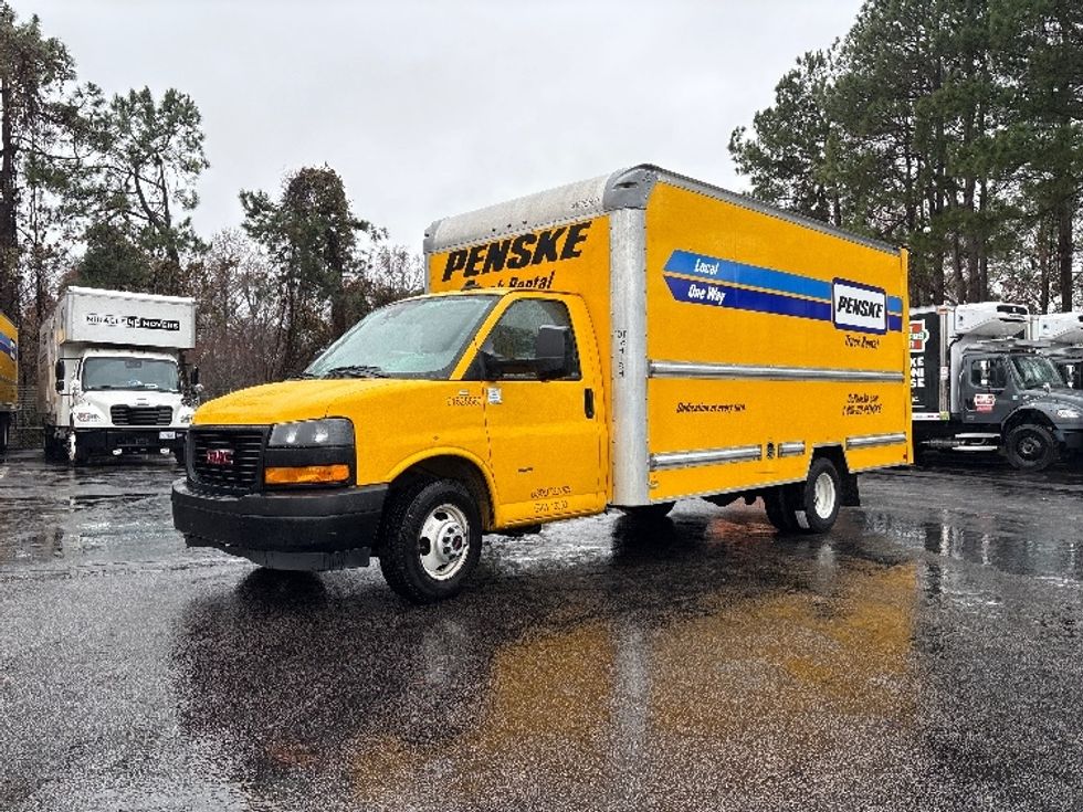 Light Duty Box Truck-Light and Medium Duty Trucks-GMC-2022-Savana G33903-Mebane-NC-131,832\n\t\tmiles-$ 24,500 - Image 3