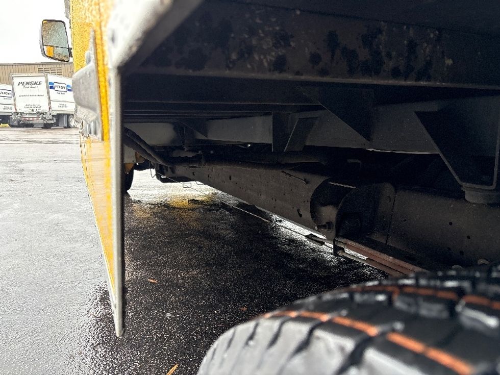 Light Duty Box Truck-Light and Medium Duty Trucks-GMC-2022-Savana G33903-Mebane-NC-131,832\n\t\tmiles-$ 24,500 - Image 5