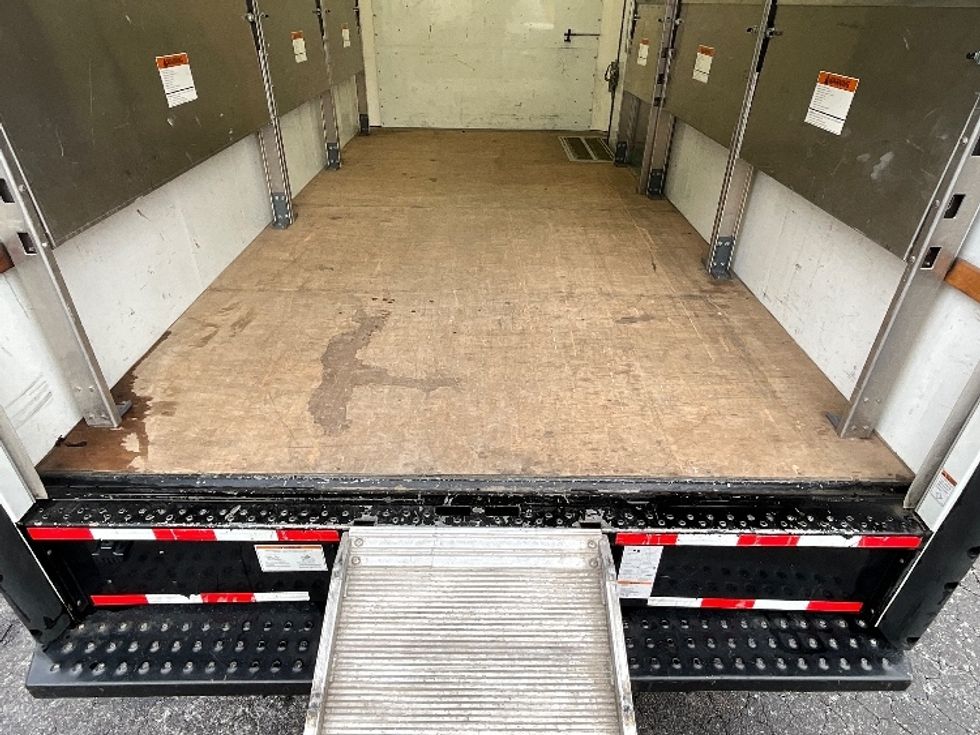 Light Duty Box Truck-Light and Medium Duty Trucks-GMC-2022-Savana G33903-Mebane-NC-47,230\n\t\tmiles-$ 43,250 - Image 10