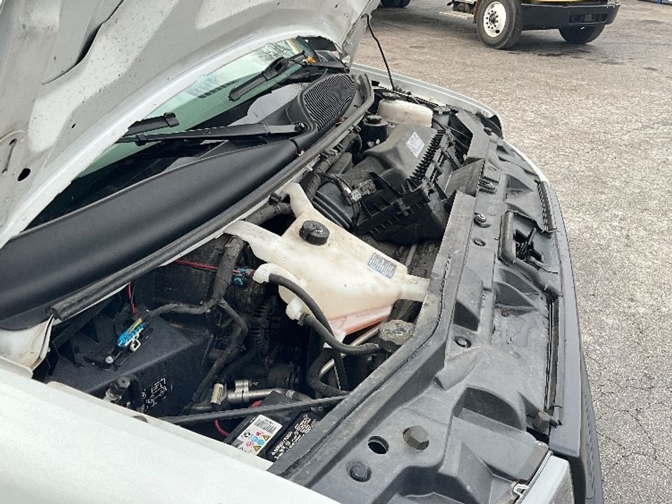 Light Duty Box Truck-Light and Medium Duty Trucks-GMC-2022-Savana G33903-Mebane-NC-47,230\n\t\tmiles-$ 43,250 - Image 23