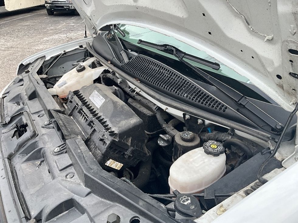 Light Duty Box Truck-Light and Medium Duty Trucks-GMC-2022-Savana G33903-Mebane-NC-47,230\n\t\tmiles-$ 43,250 - Image 24