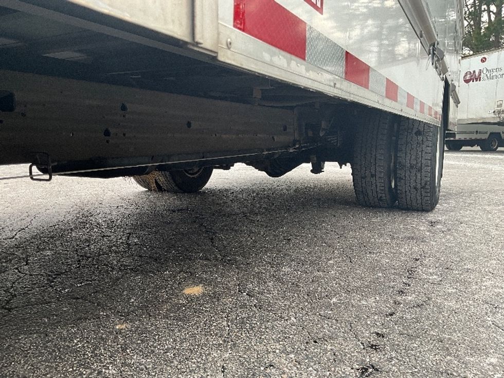 Light Duty Box Truck-Light and Medium Duty Trucks-GMC-2022-Savana G33903-Mebane-NC-47,230\n\t\tmiles-$ 43,250 - Image 5