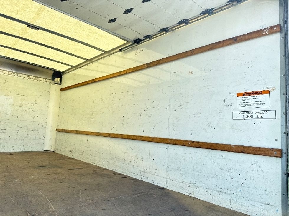 Light Duty Box Truck-Light and Medium Duty Trucks-GMC-2022-Savana G33903-Medley-FL-118,166\n\t\tmiles-$ 24,750 - Image 12