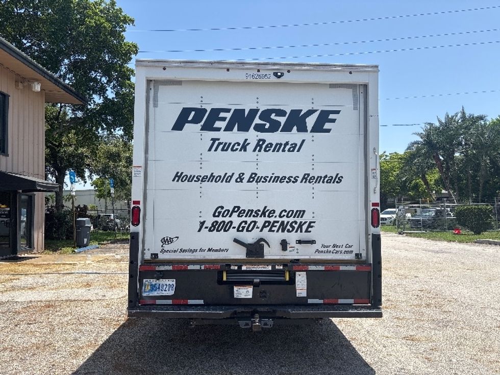 Light Duty Box Truck-Light and Medium Duty Trucks-GMC-2022-Savana G33903-Medley-FL-54,441\n\t\tmiles-$ 38,000 - Image 6