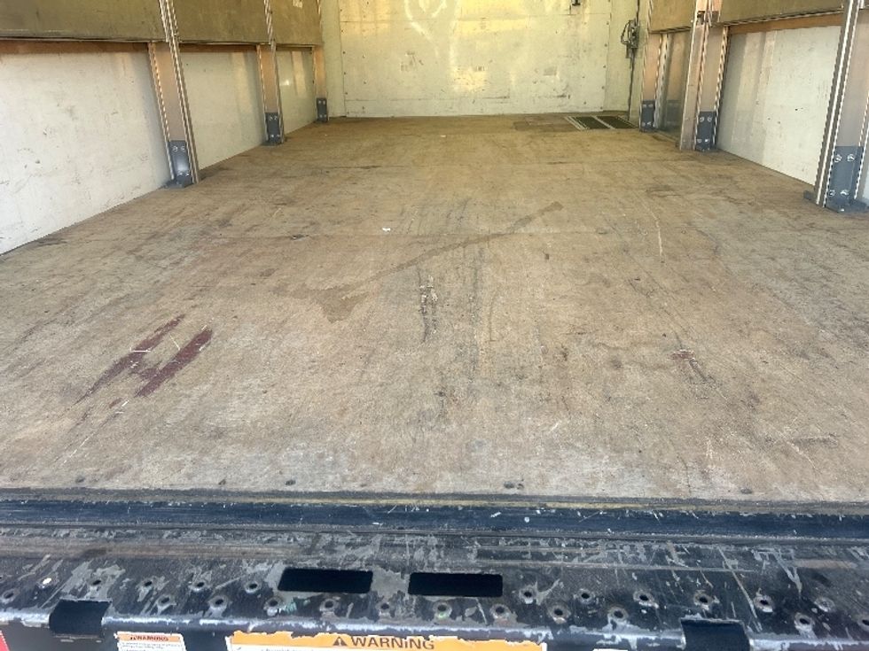 Light Duty Box Truck-Light and Medium Duty Trucks-GMC-2022-Savana G33903-Medley-FL-93,062\n\t\tmiles-$ 33,500 - Image 10