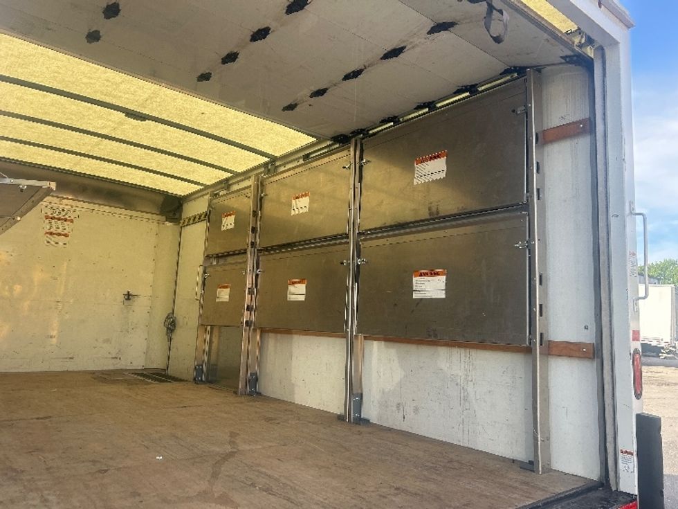 Light Duty Box Truck-Light and Medium Duty Trucks-GMC-2022-Savana G33903-Medley-FL-93,062\n\t\tmiles-$ 33,500 - Image 14